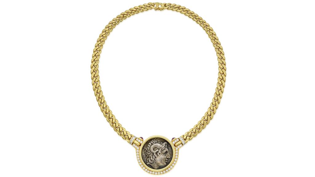 A gold “Monete” necklace from Bulgari, gifted to Mary Tyler Moore by her husband, sold for $38,000, above its $35,000 high estimate. Mary Tyler Moore Bulgari necklace